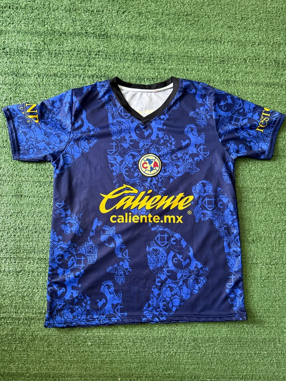 Club América Men's Away Stadium Fútbol Soccer Jersey - Large
